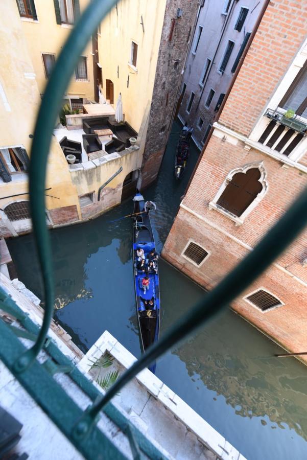 Flat With Canal View Near San Marco * Venecia